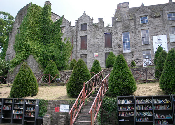 The Hay Castle and Honesty bookshops